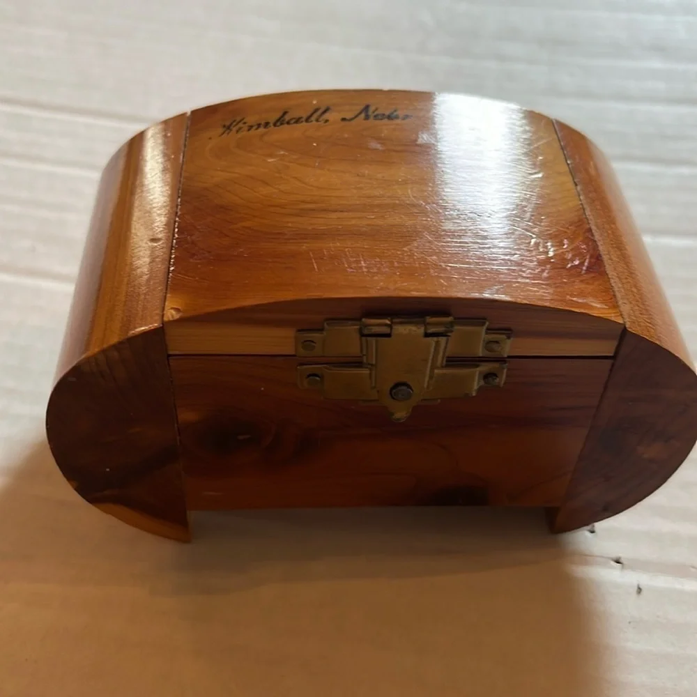 VTG 1950s-wooden trinket box-latch and hinges jewelry box. Kimball, Nebraska.